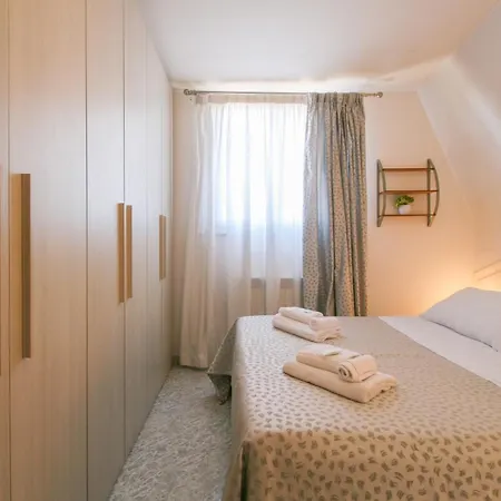 Apartment Attico Intimo Ed Accogliente - Airport Fiumicino