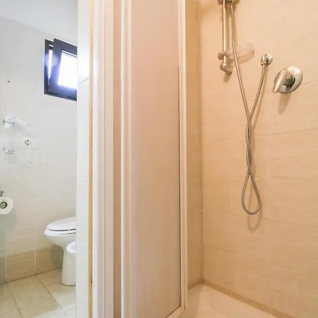 Attico Intimo Ed Accogliente - Airport Apartment